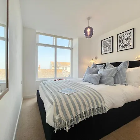 Apres Sleeps 4 *