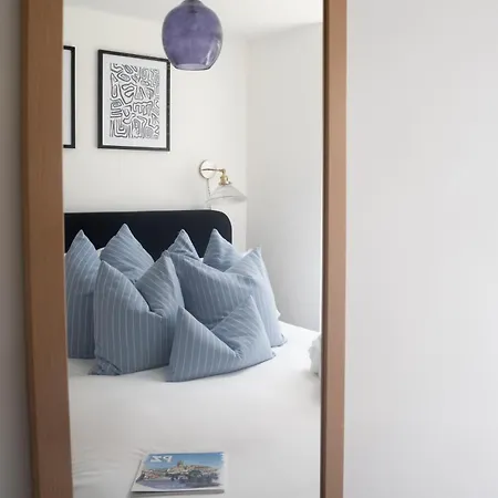 Apres Sleeps 4 Apartment *