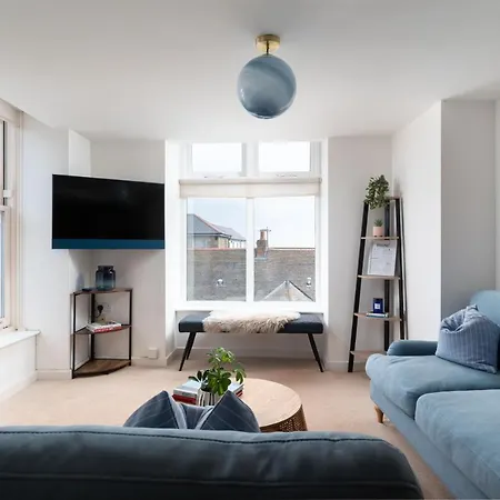 Apres Sleeps 4 * Penzance